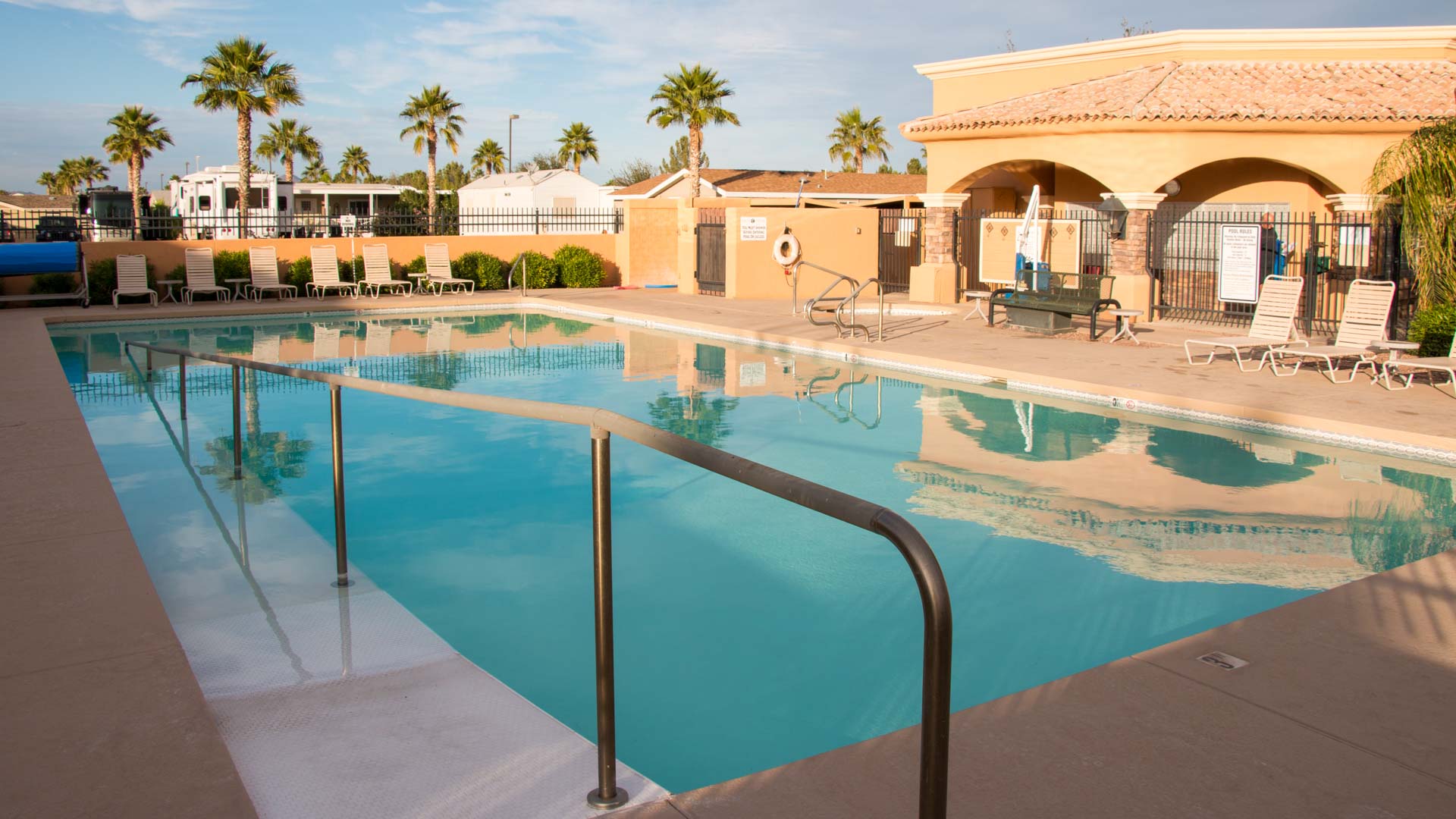 Spotlight 55+: Palm Creek Golf and RV Resort